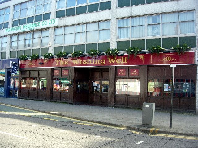 Wishing Well - Watford. (Pub, External). Published on 02-08-2014