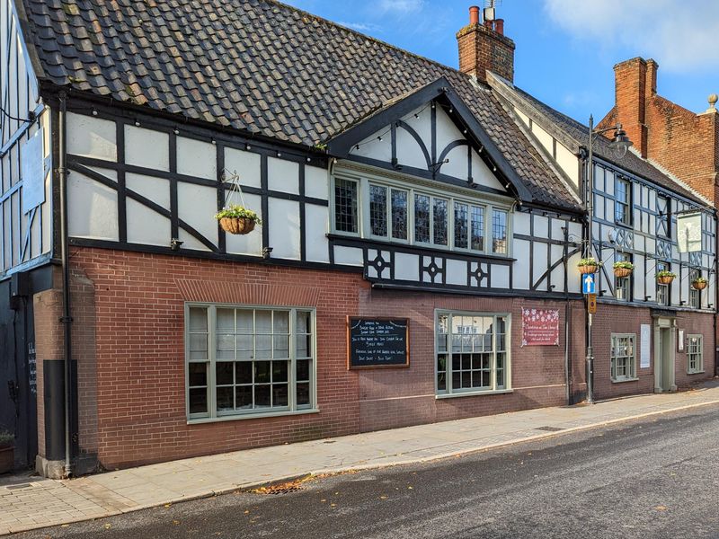 Fleece Bungay 221022. (Pub, External). Published on 23-10-2022