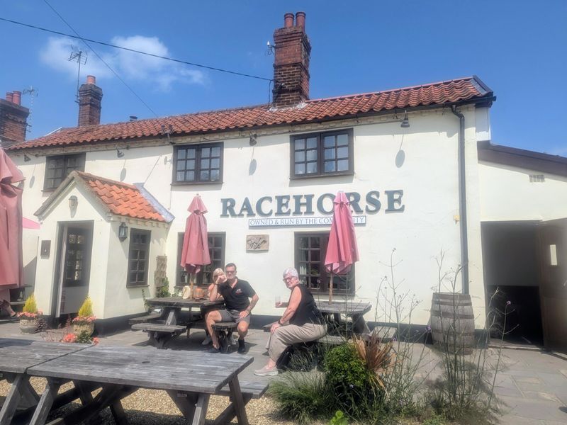Racehorse Westhall 140625.jpg. (Pub, External, Customers, Key). Published on 15-06-2025