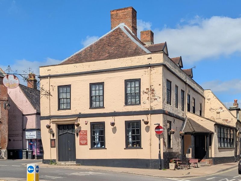 Three Tuns Bungay 170525.jpg. (Pub, External, Key). Published on 18-05-2025