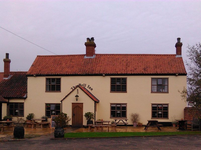 Bell Inn Carlton Colville. (Pub, External). Published on 19-10-2017