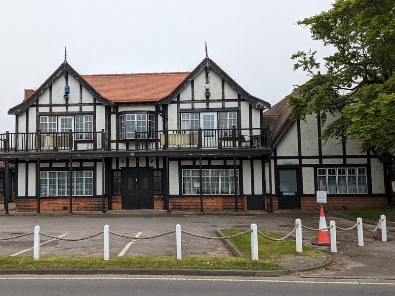 Corton Inn Corton 110524. (Pub, External, Key). Published on 12-05-2024