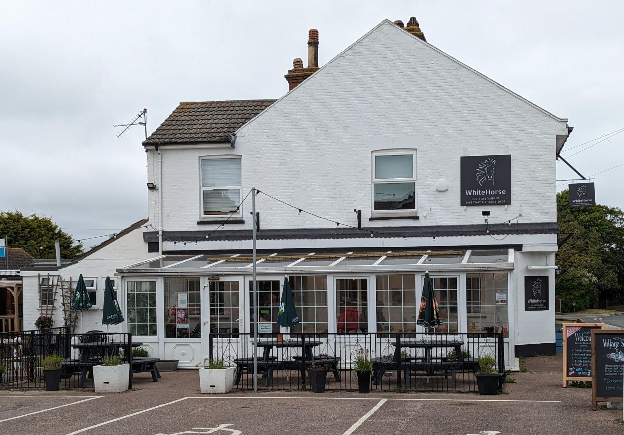 White Horse Corton side 060623. (Pub, External). Published on 07-06-2023