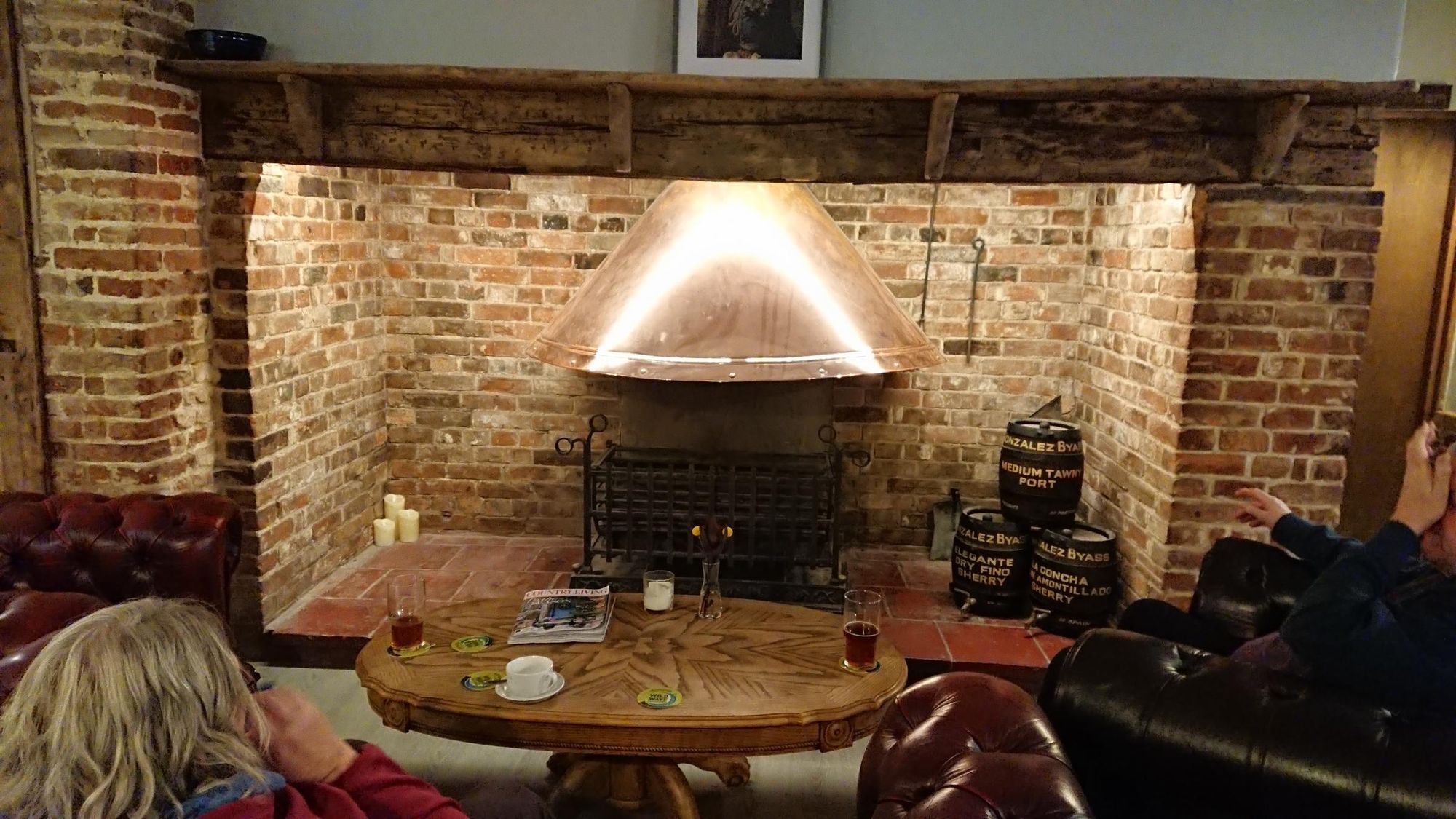 Buck Inn Flixton snug fireplace 2 Nov 2021. (Pub, Customers). Published on 26-11-2021