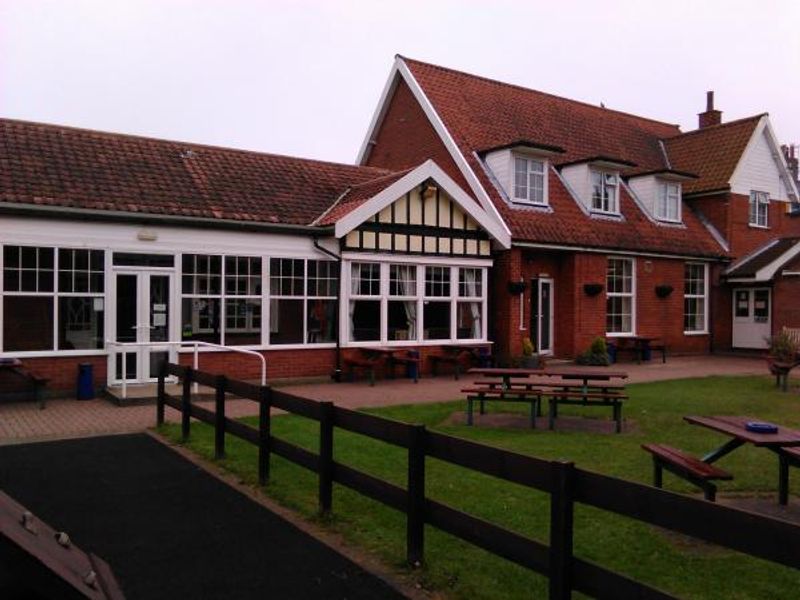 Beccles Caxton Club 1. (Pub). Published on 21-09-2014 