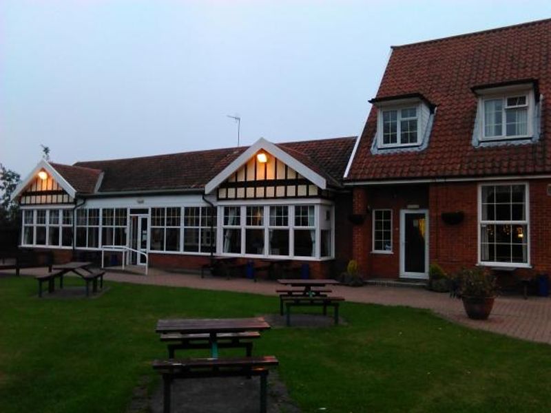 Beccles Caxton Club 2. (External). Published on 21-09-2014