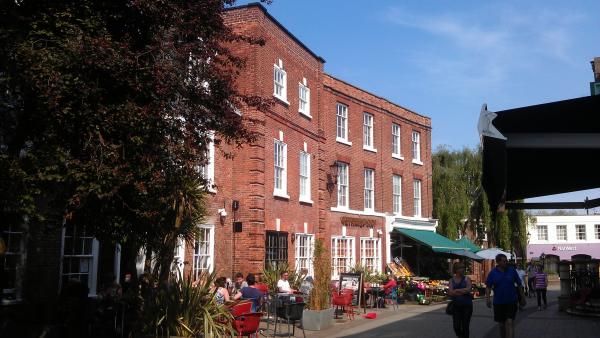 Kings Head Hotel Beccles - side. (Pub, External). Published on 18-05-2014