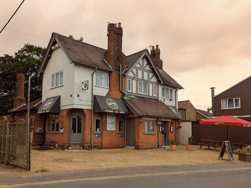 Oakfired at Royal Oak Beccles 030824.jpg. (Pub, External, Key). Published on 04-08-2024