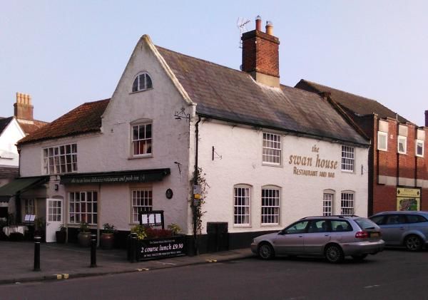 Swan House Beccles. (Pub, External, Key). Published on 10-04-2015