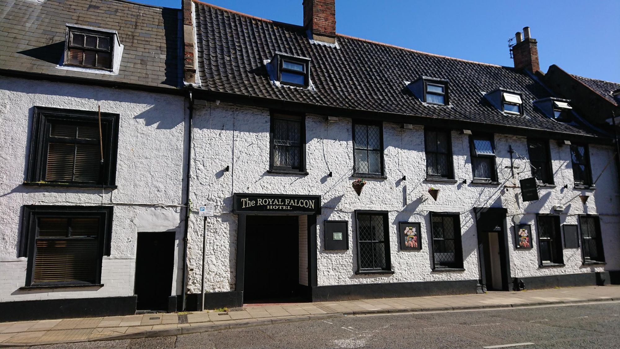 Royal Falcon Lowestoft 190322. (Pub, External). Published on 21-03-2022