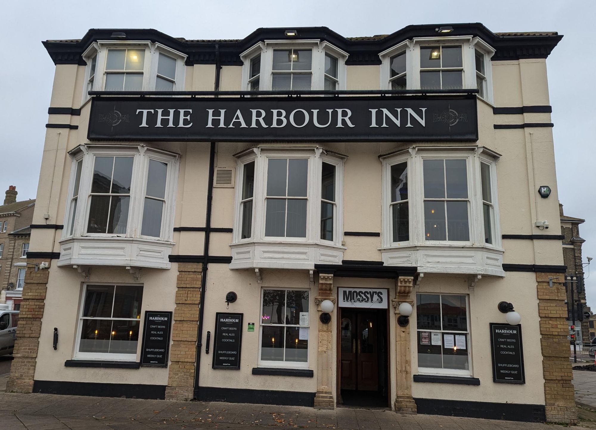 Harbour Inn Lowestoft 231024.jpg. (Pub, External, Key). Published on 24-10-2024