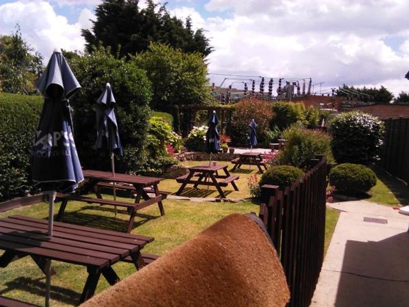 Mariners Rest Lowestoft - garden 1. (Pub, External, Garden). Published on 28-06-2015 