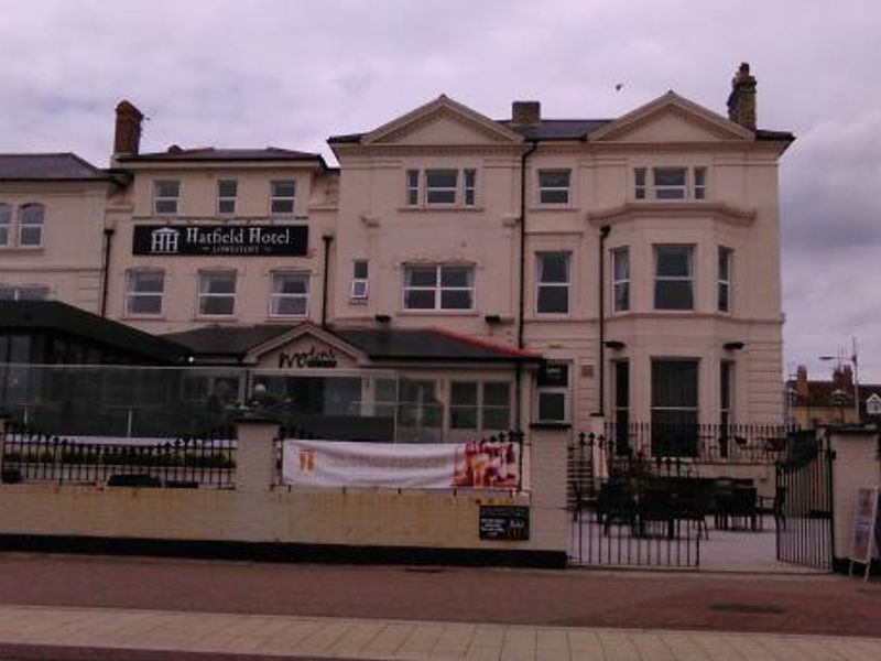 Hatfield Hotel - rear facing sea. (Pub, External, Key). Published on 07-05-2015