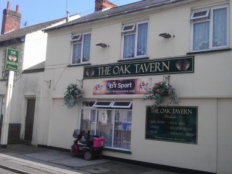 Oak Tavern. (Pub). Published on 31-08-2014 