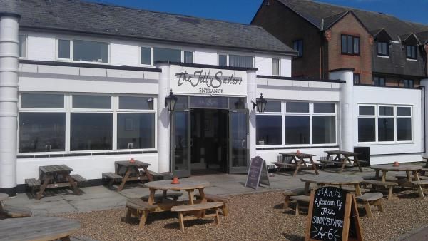 Jolly Sailors Pakefield. (Pub, External). Published on 19-09-2014