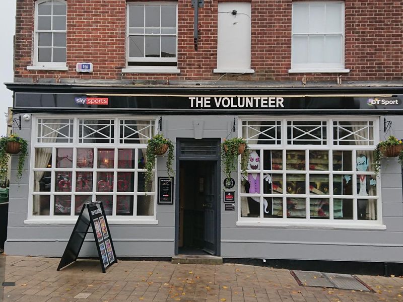 Volunteer Lowestoft Nov19 B. (Pub, External). Published on 09-11-2019