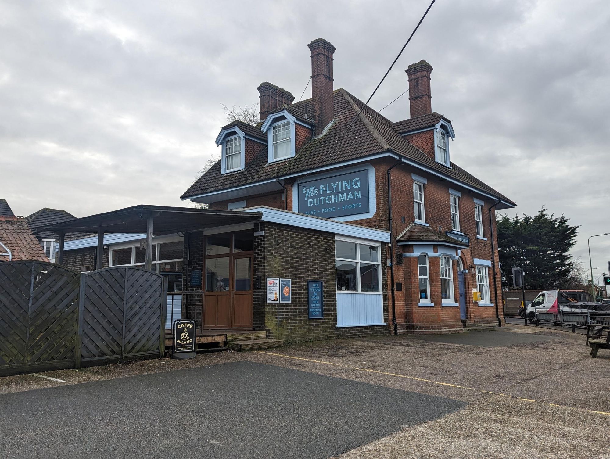 Flying Dutchman Oulton Broad 070224 v1. (Pub, External). Published on 08-02-2024