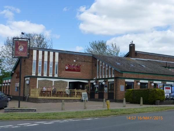 King Alfred Oulton Broad. (Pub, External, Key). Published on 16-05-2015