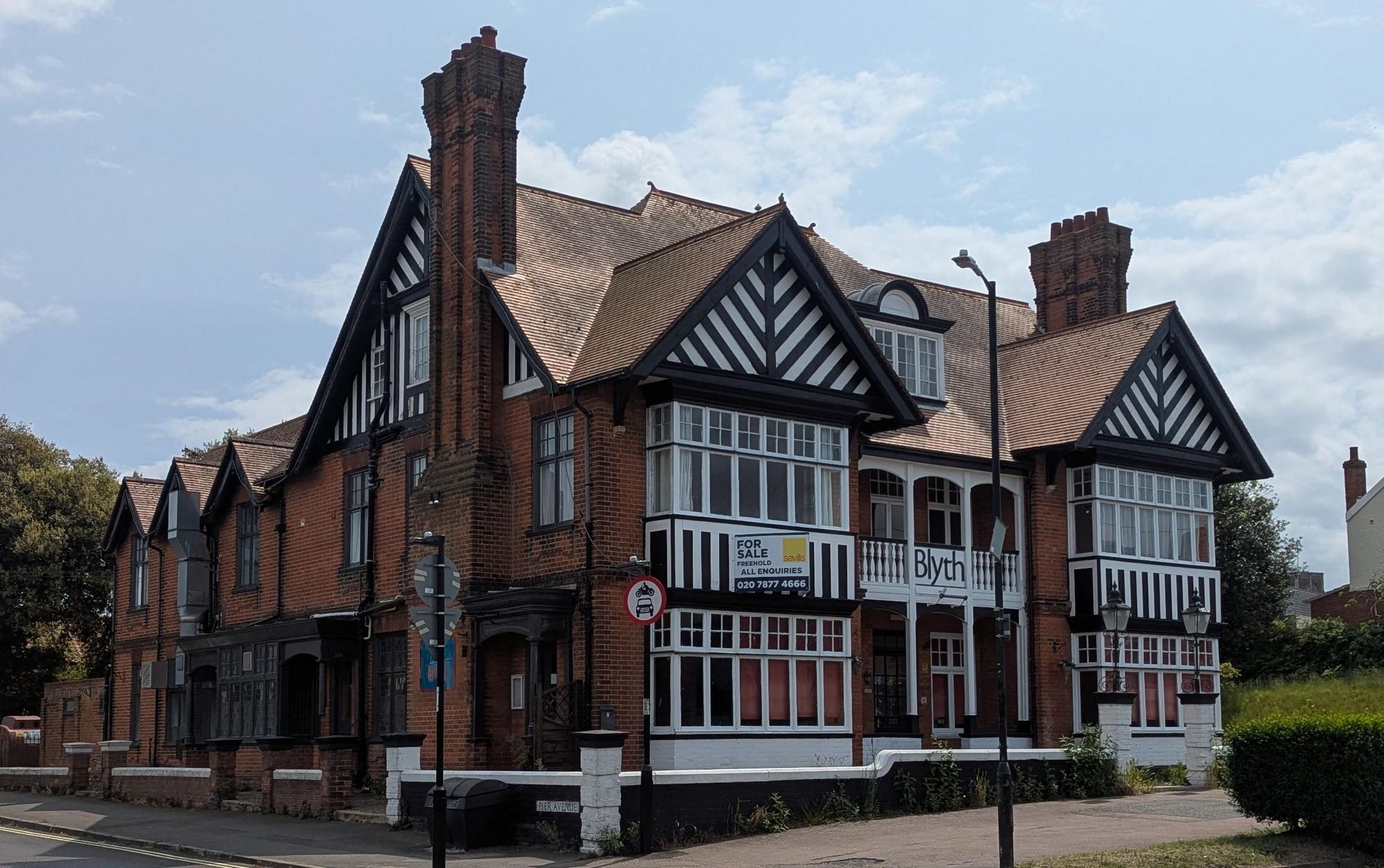 Blyth Southwold 040625.jpg. (Pub, External, Key). Published on 05-06-2025