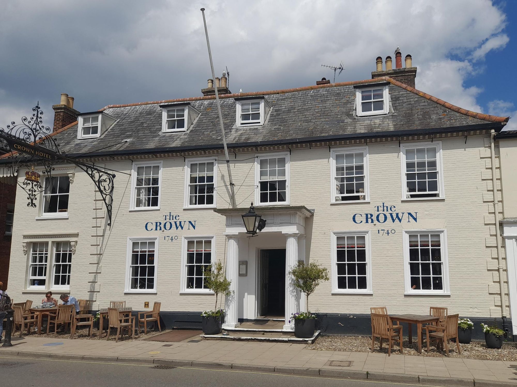 Crown, Southwold 7.6.22. (Pub, External). Published on 25-06-2022