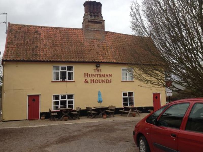Huntsman & Hounds Spexhall. (Pub, Key). Published on 29-03-2015