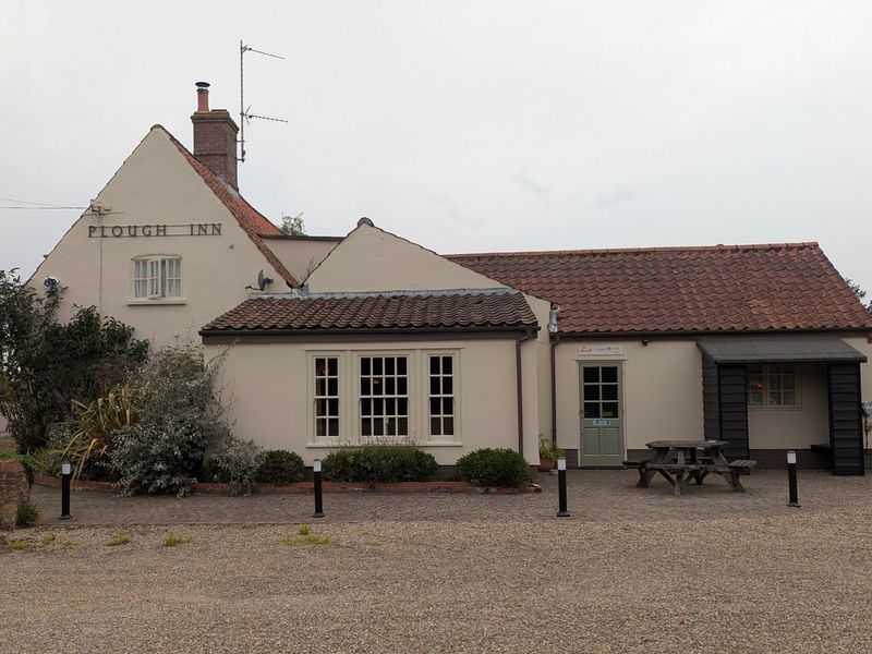Plough Wangford 130825.jpg. (Pub, External). Published on 14-08-2025 