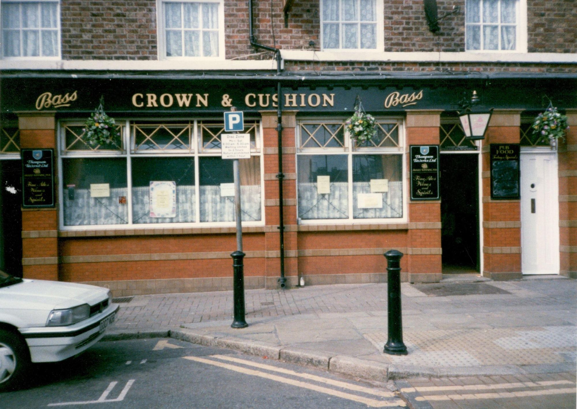 Crown & Cushion. (Pub, Key). Published on 09-05-2018