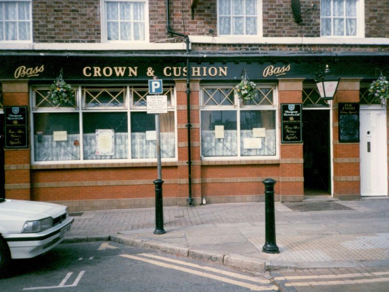 Crown & Cushion. (Pub, Key). Published on 09-05-2018
