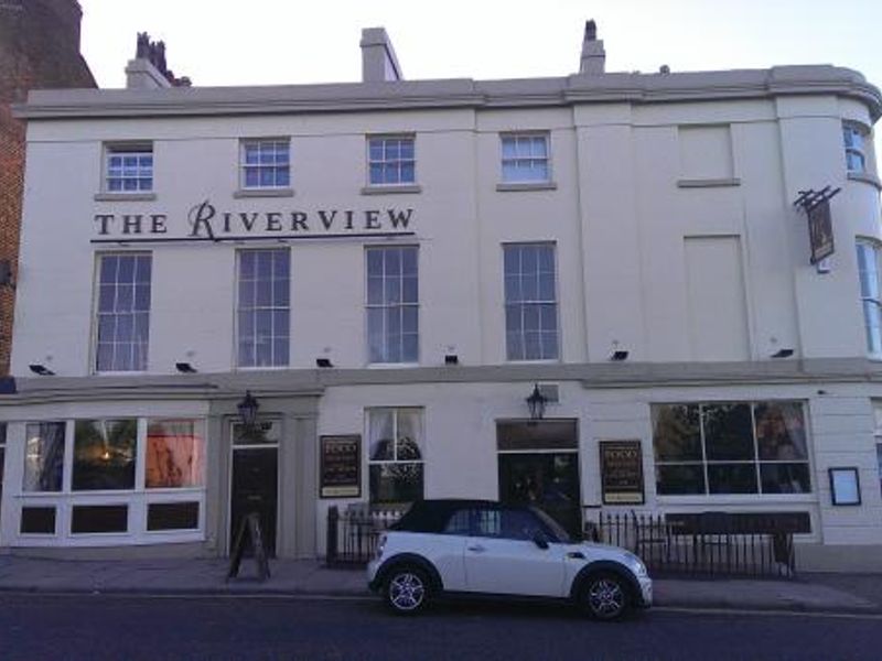 Riverview. Published on 15-05-2013