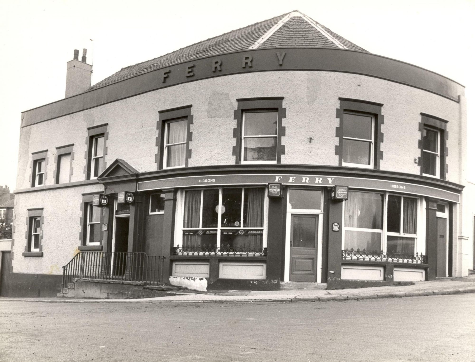 Ferry in June 1981. Published on 10-05-2018