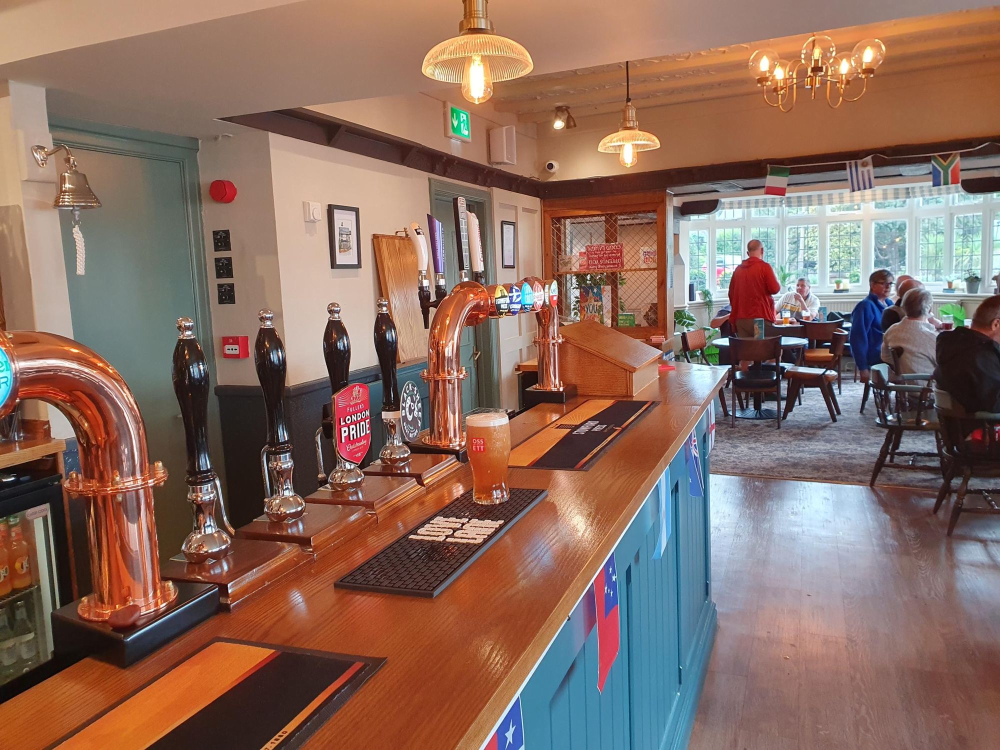 Dee View Bar 2023. (Bar). Published on 24-09-2023