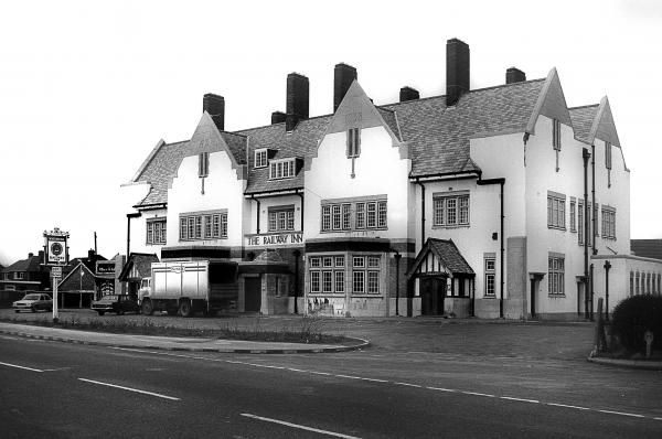 Railway Inn in 1980s. Published on 27-04-2015
