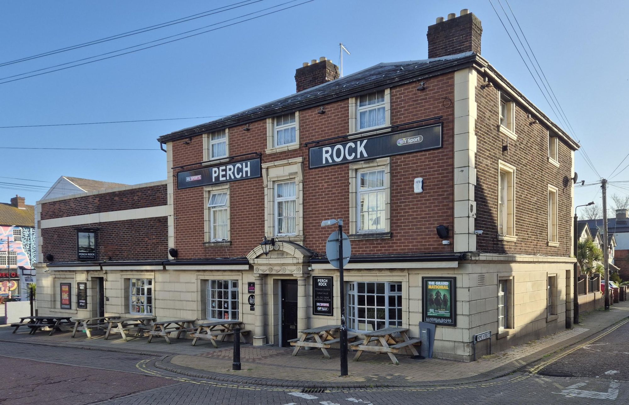 Perch Rock April 2026. (Pub, Key). Published on 26-05-2026