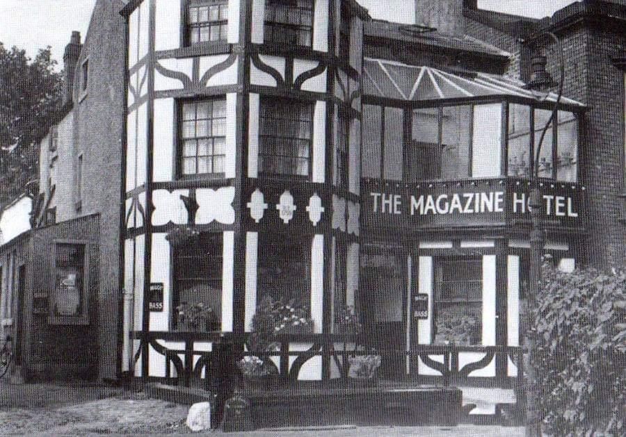 Magazine Hotel 1950s. Published on 03-12-2020