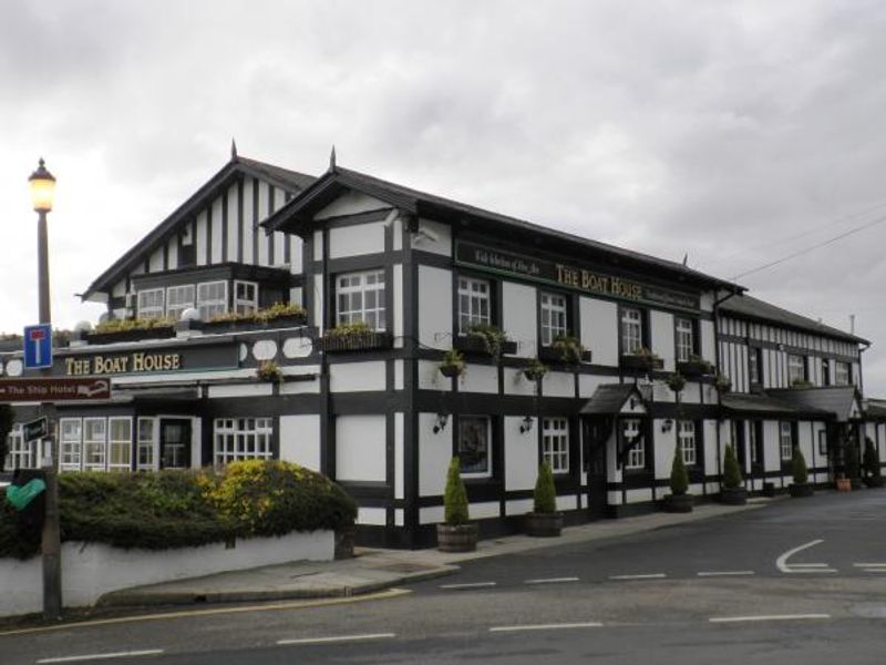 Boat House. (Pub). Published on 09-05-2013