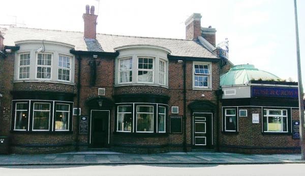 Rose & Crown. (External). Published on 16-07-2013