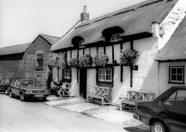 Wheatsheaf 1985. Published on 27-04-2015
