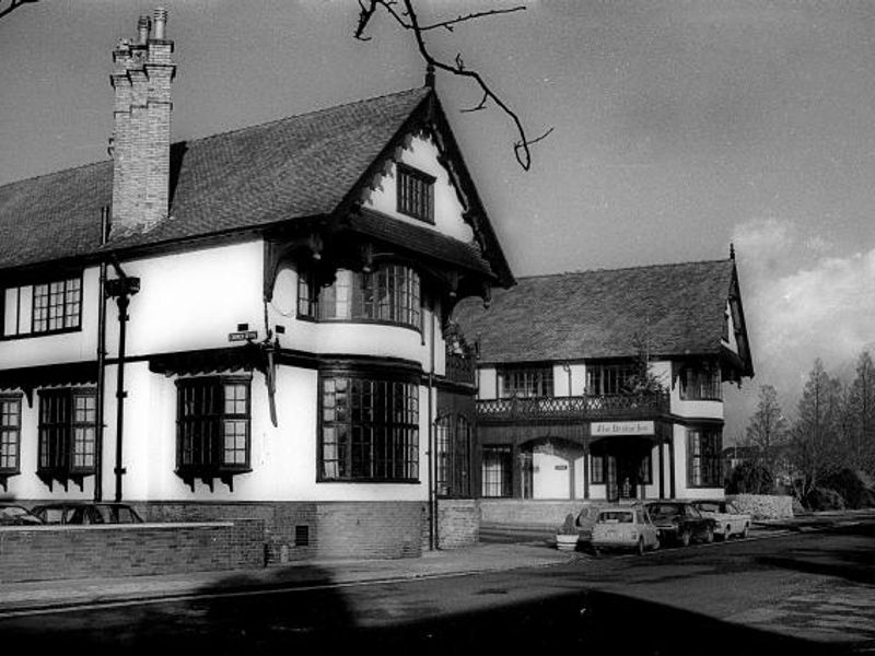 Bridge Inn 1981. Published on 03-04-2015