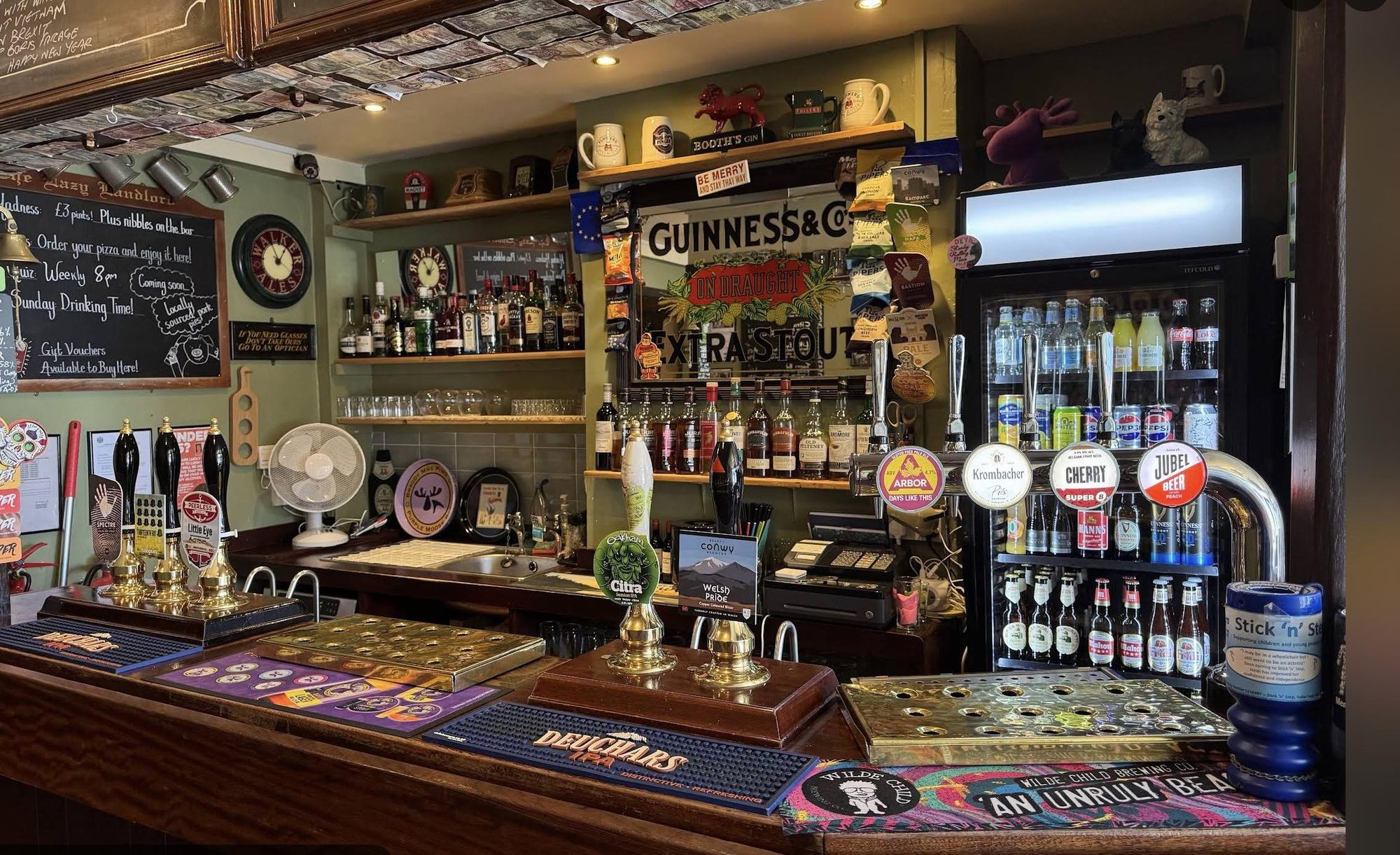 Lazy Landlord Bar December 2025. (Bar). Published on 27-12-2025