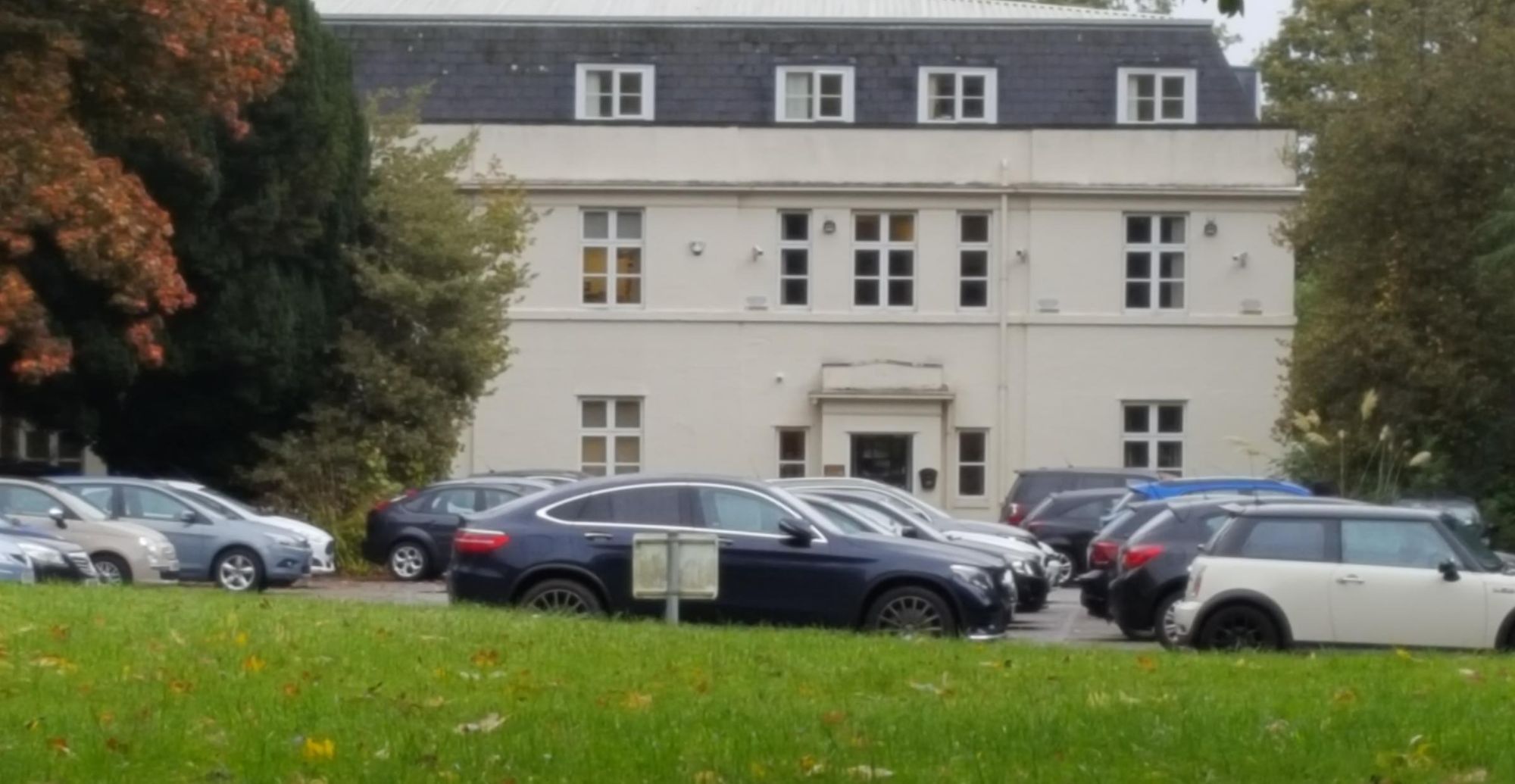 Glyder Hotel now offices. Published on 02-10-2018