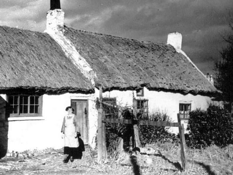Sloop Inn. Published on 17-08-2020 