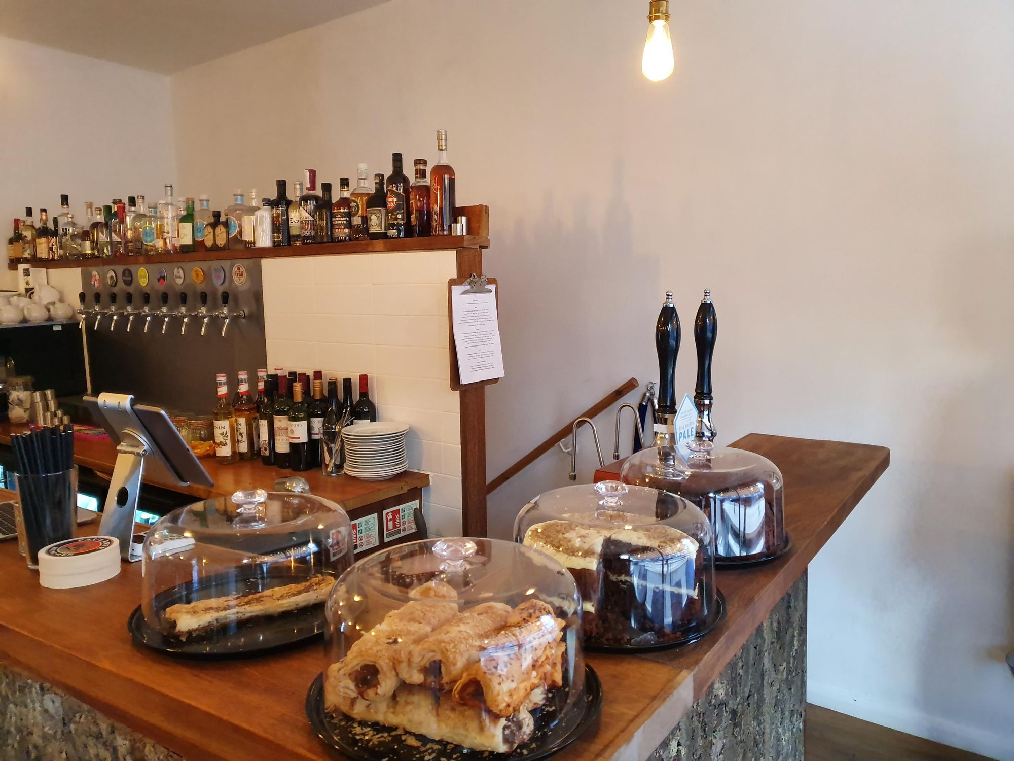 (Bar). Published on 04-12-2019