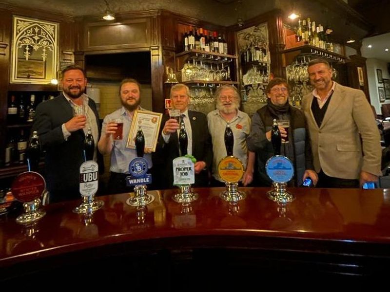 Golden Award 2021. (Publican, Customers, Award). Published on 20-12-2021