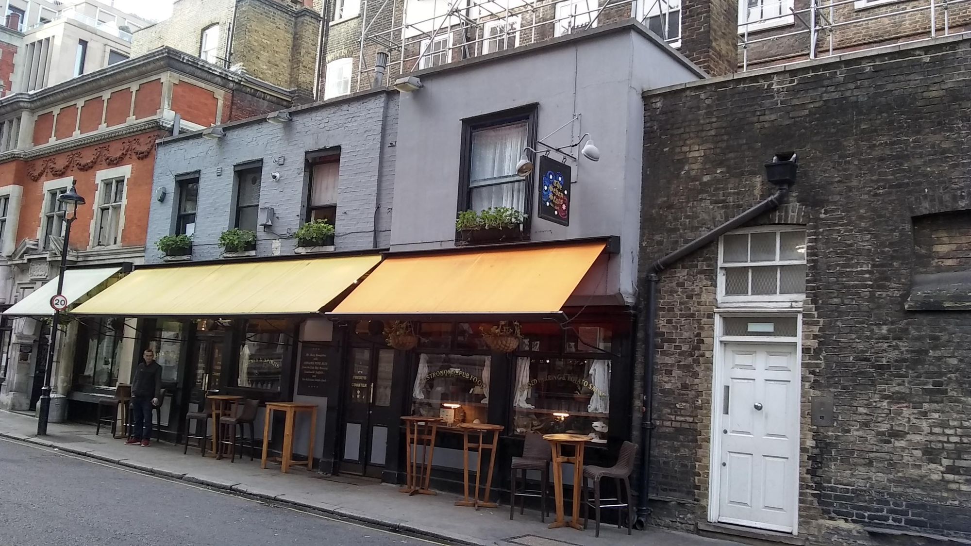 Feb 2023 - the awnings have now gone Oct 2023. (Pub, External). Published on 21-02-2023
