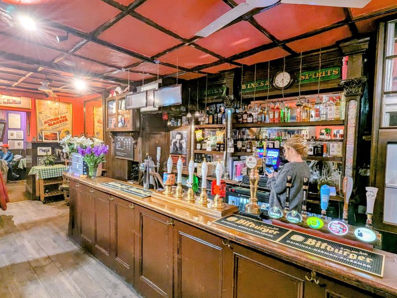 Interior Nov 2025. (Pub, Bar). Published on 24-11-2025 