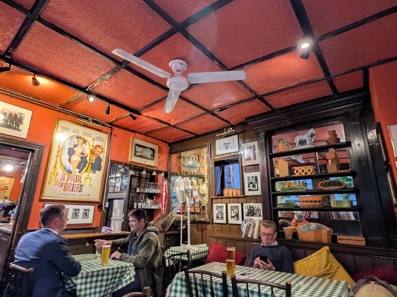 Interior Nov 2025. (Pub, Bar). Published on 24-11-2025 