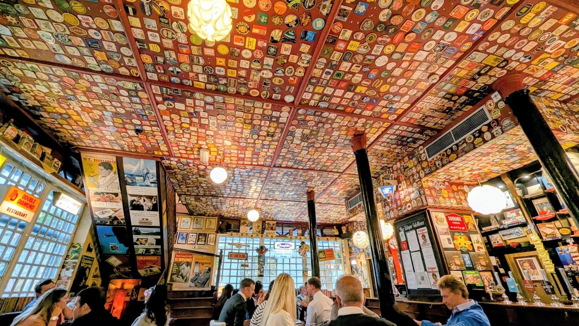 Edgar Wallace interior-1 via Hugh Steele. (Pub, Bar). Published on 11-11-2025