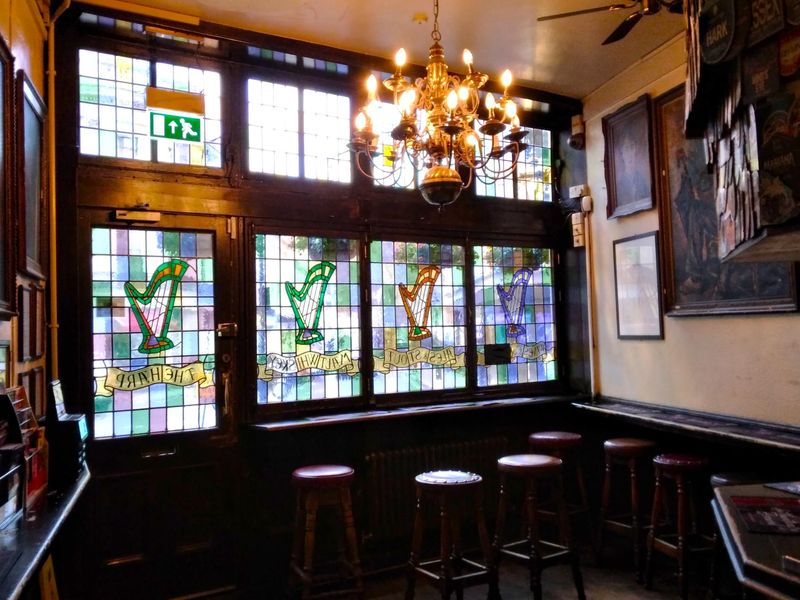 Harp front window. (Pub, Bar). Published on 23-02-2026 