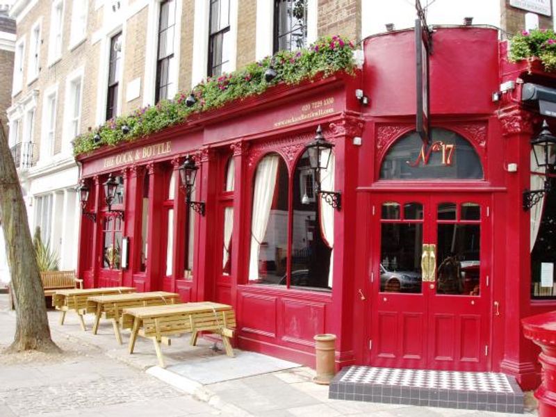 Cock & Bottle W11 entrance June 2015. (Pub, External). Published on 28-06-2015 