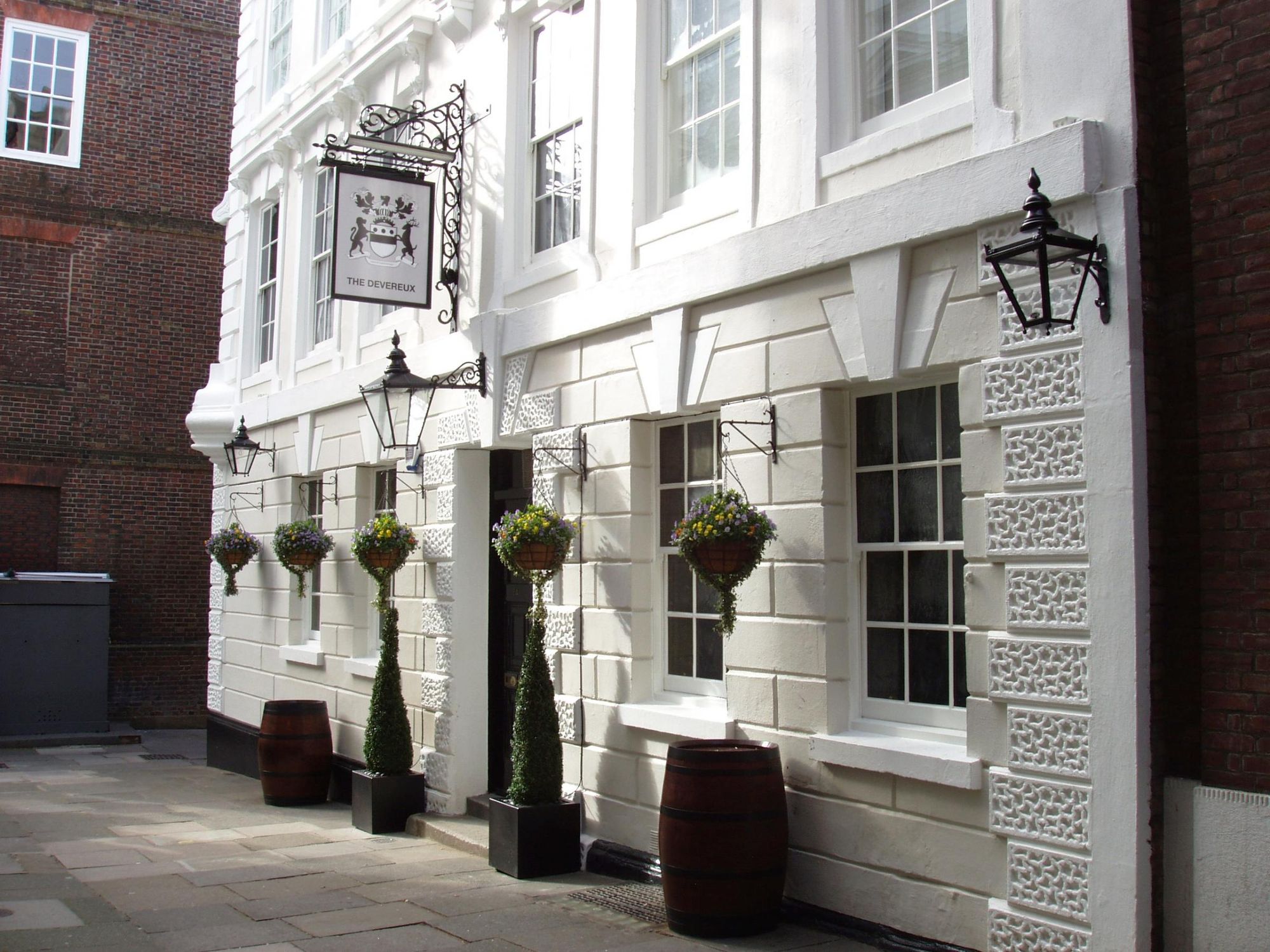 Devereux WC2-2 Mar 2019. (Pub, External). Published on 24-03-2019